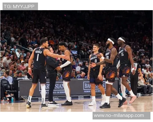 快船双核缺阵客场失利太阳遭遇三连败状态堪忧 快船双核缺阵客场失利太阳遭遇三连败状态堪忧