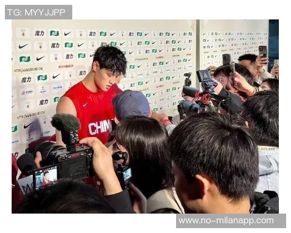 媒体人分析曾凡博表现称教练未设投篮战术需时间适应比赛节奏 媒体人分析曾凡博表现称教练未设投篮战术需时间适应比赛节奏