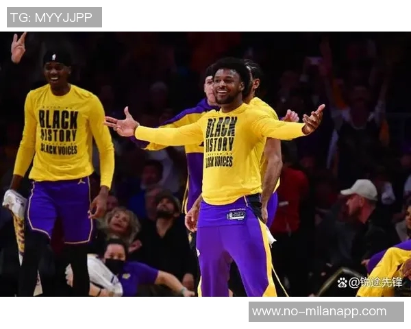 科尔确认库里巴特勒霍福德穆迪缺席湖人战役库里计划对阵开拓者